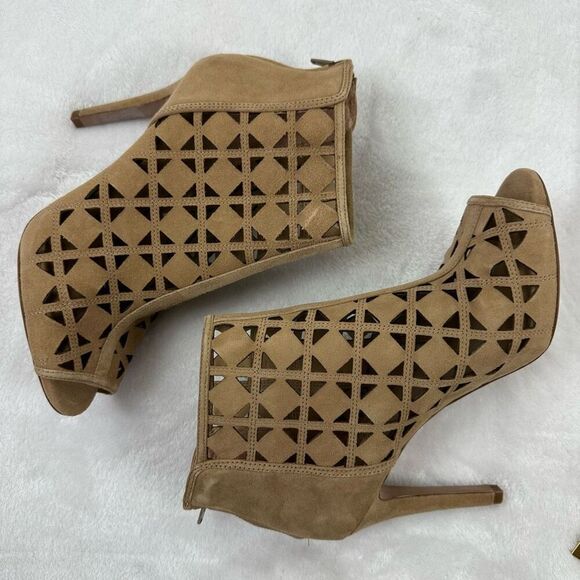 Michael Kors Sz 7.5 Ivy Open Toe Suede Leather Heel Bootie‎ Tan Diamond Lasercut - Picture 4 of 10